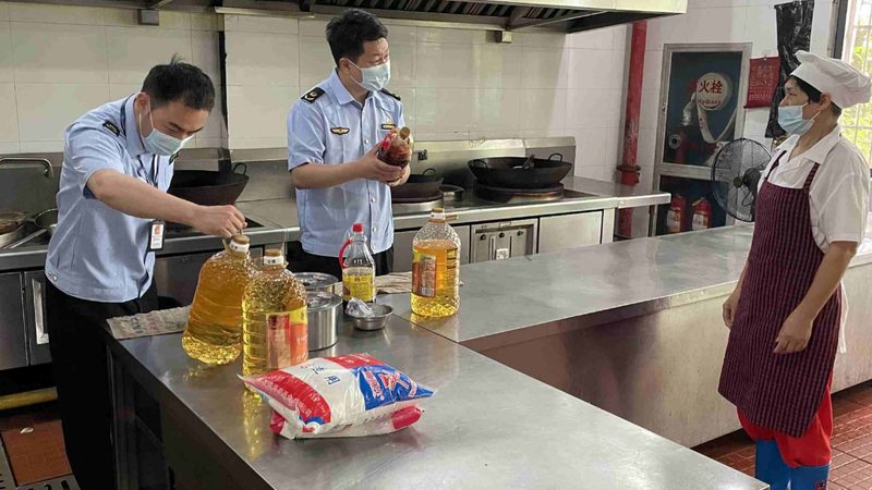 坚果炒货加盟店设备清单：揭秘开店必备利器
